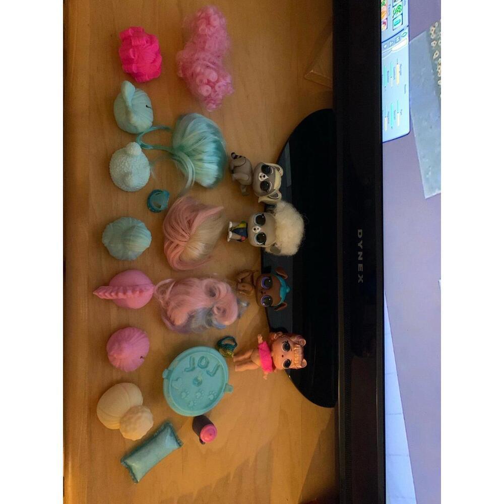 21 piece LOL Toy Lot, One Mystery Accessory Included​​​